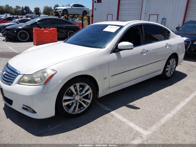 INFINITI M35