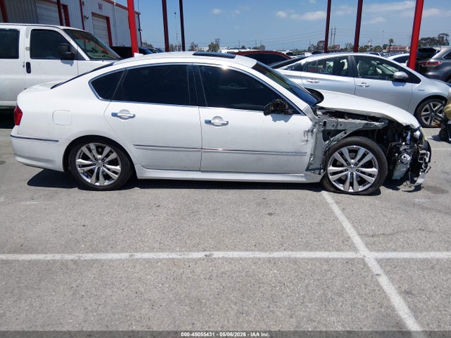 INFINITI M35