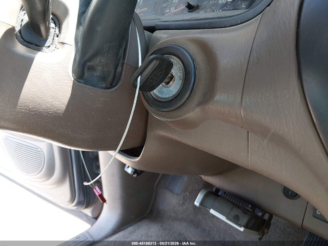 Toyota Tundra Sr5 V8