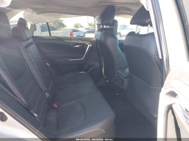 Toyota RAV4 Xle Premium