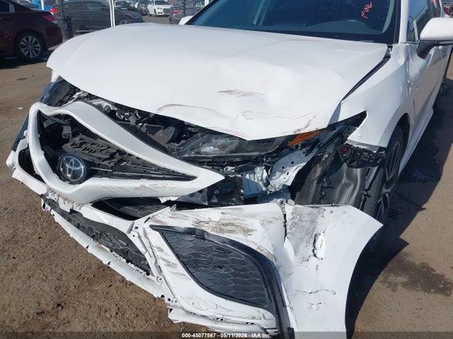 Toyota Camry Se