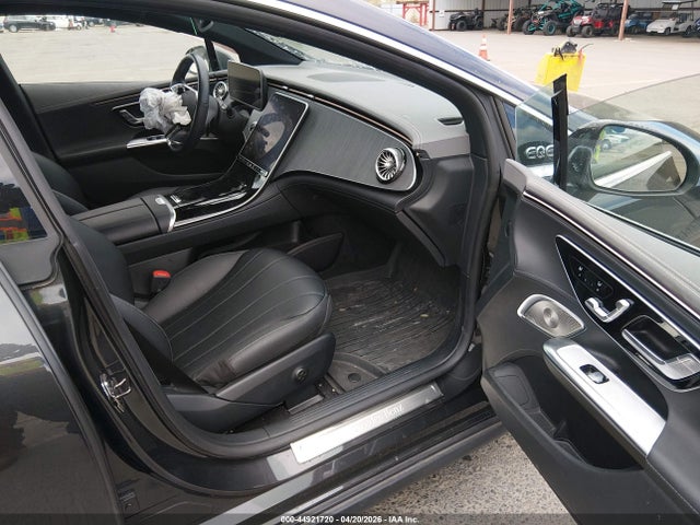 Mercedes-Benz EQE 4matic