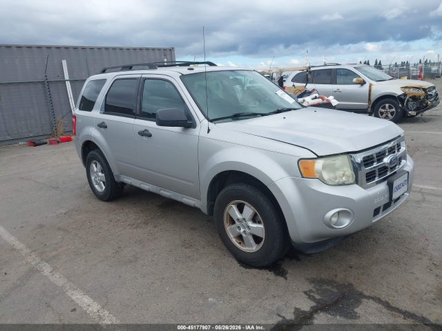 Salvage Ford Escape Image
