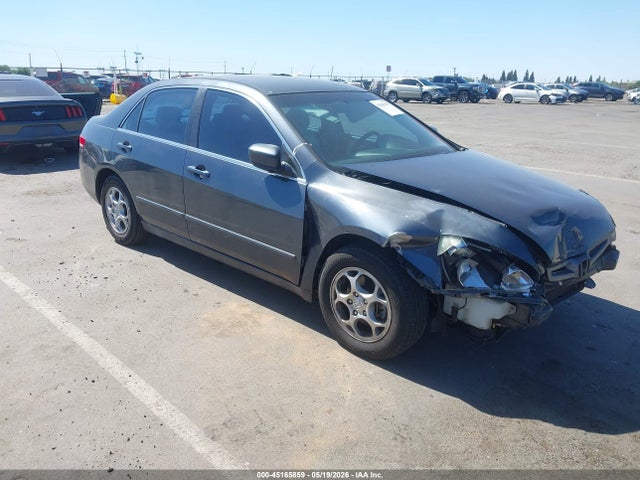 Salvage Honda Accord Image