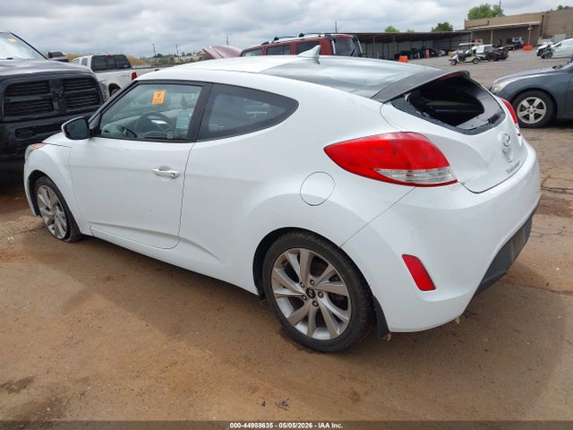 Hyundai VELOSTER