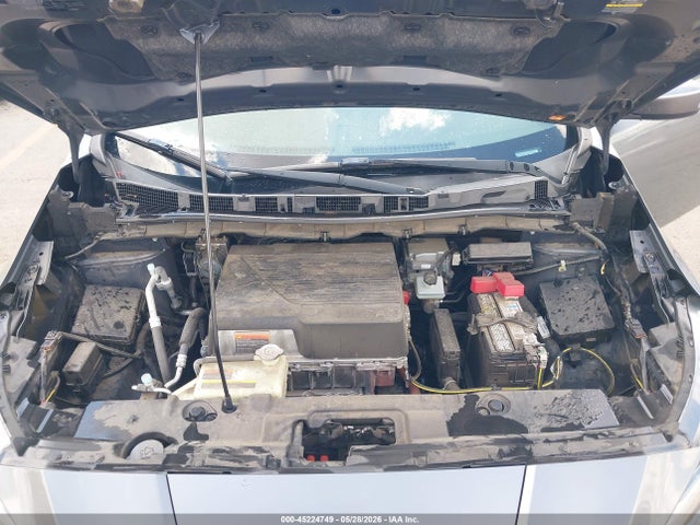 Nissan LEAF S