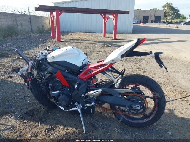 Triumph Street Triple
