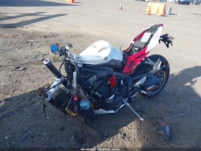 Triumph Street Triple