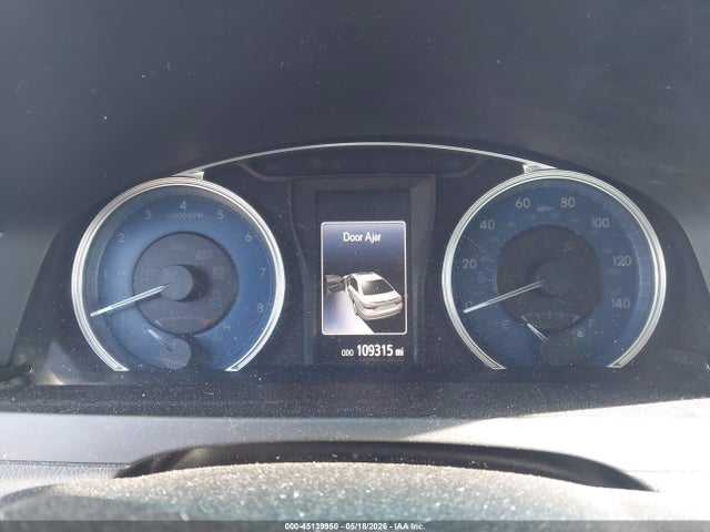 Toyota Camry Le