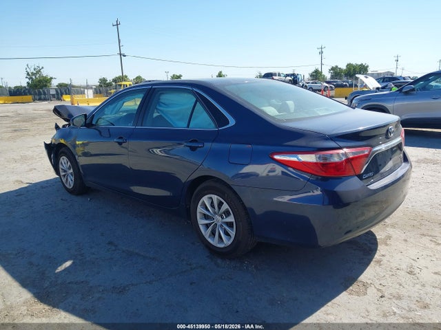 Toyota Camry Le