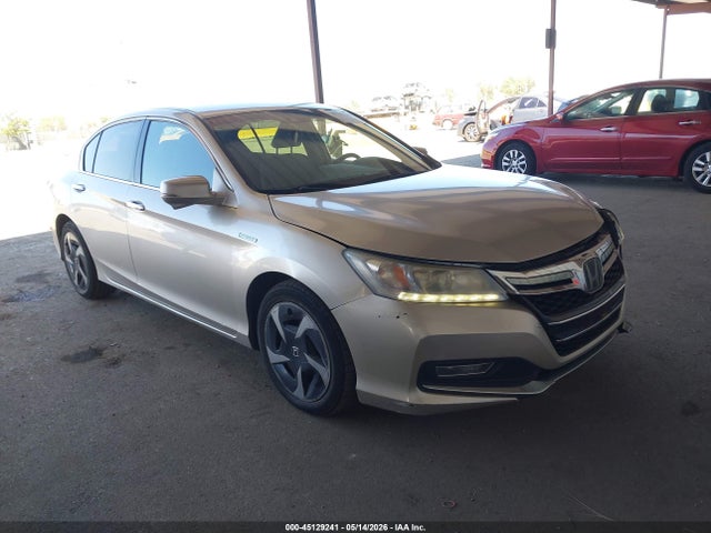Salvage Honda Accord Image