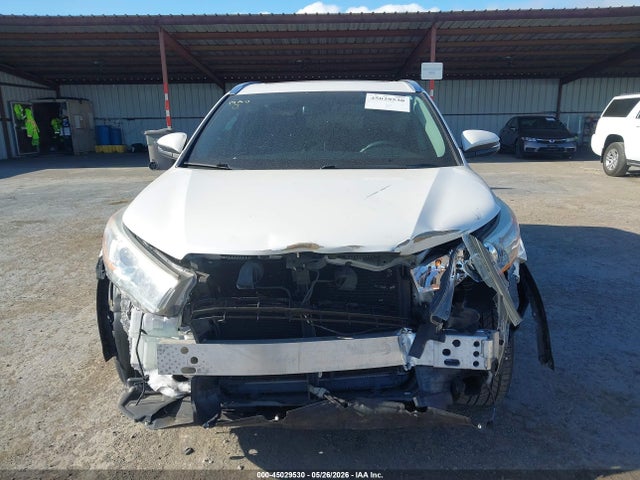 Toyota Highlander Xle V6