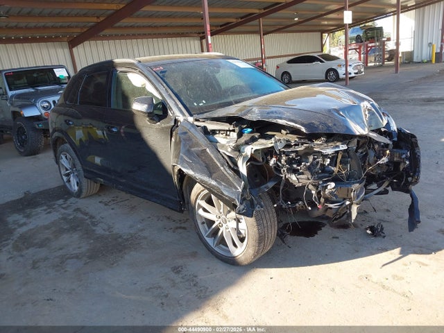 Salvage Audi Q3 Image
