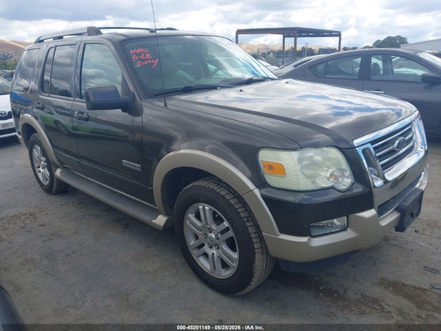 Salvage Ford Explorer Image