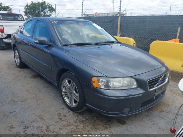 Salvage Volvo S60 Image