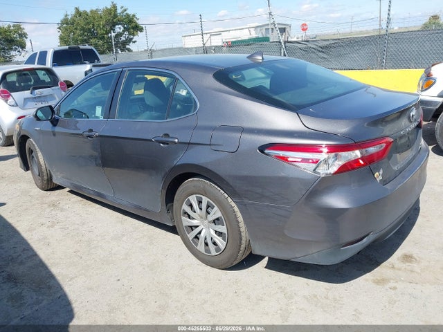 Toyota Camry Le