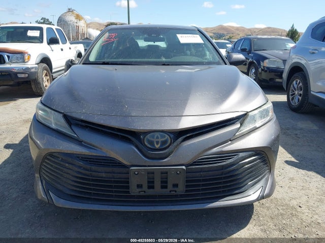 Toyota Camry Le