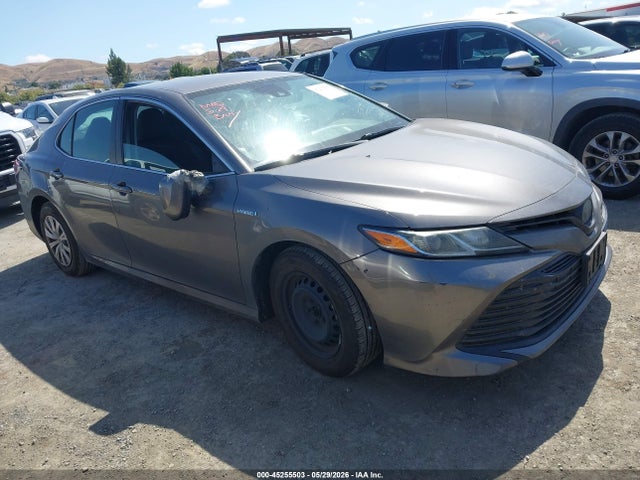 Salvage Toyota Camry Image