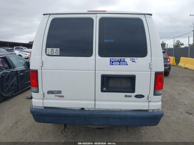 Ford E-150 Xl
