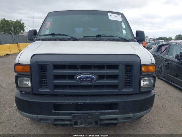 Ford E-150 Xl