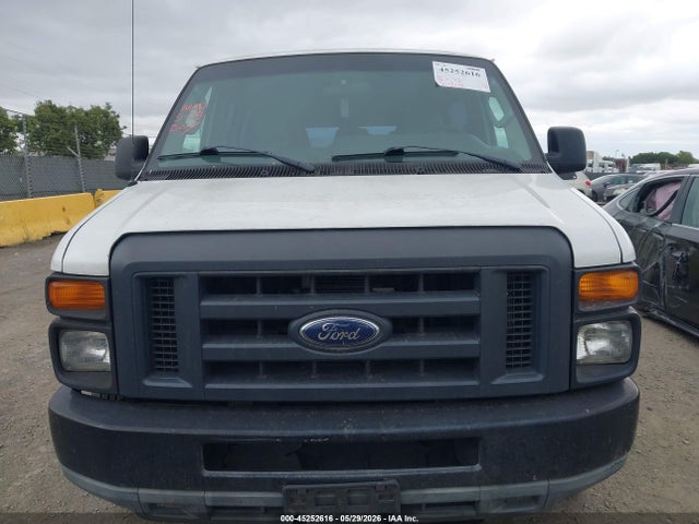 Ford E-150 Xl