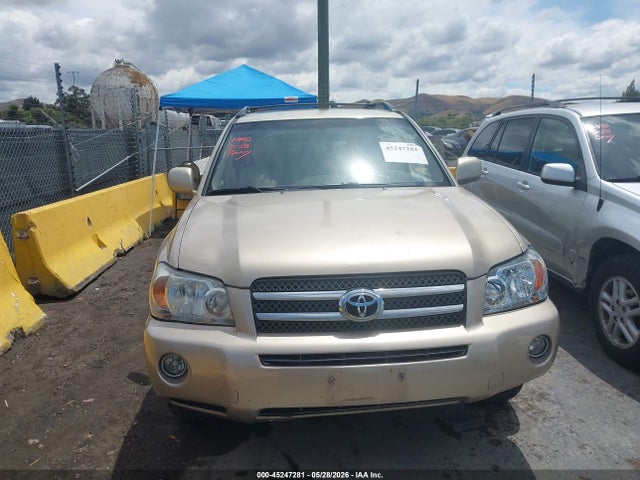Toyota Highlander V6