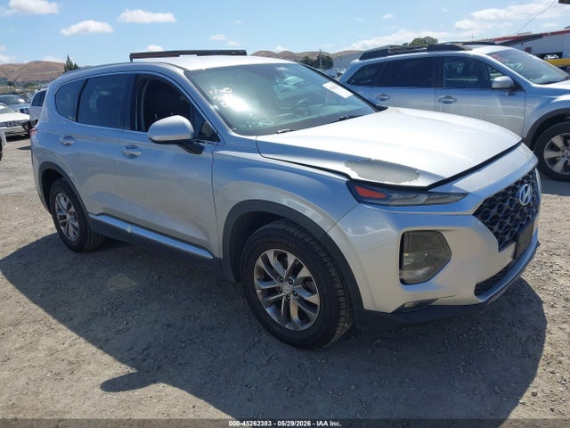 Salvage Hyundai SANTA FE Image
