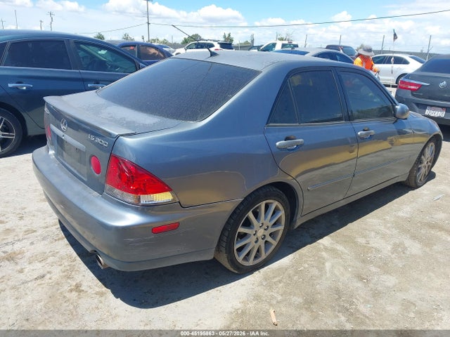 Lexus Is