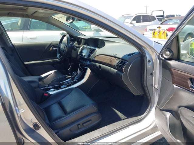 Honda Accord Touring