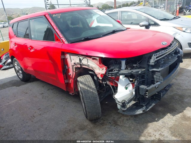 Salvage Kia Soul Image