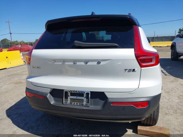 Volvo XC40 T5 R-design
