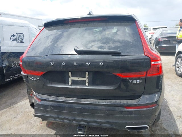 Volvo Xc60 Hybrid T8 R-design