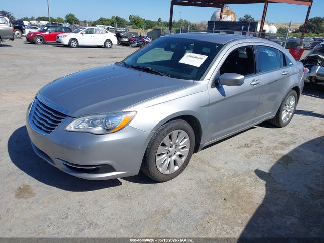 Chrysler 200 Lx