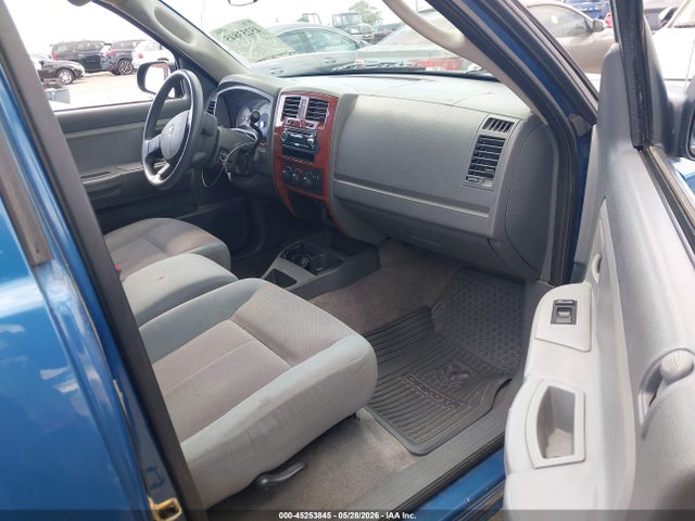 Dodge Dakota Slt