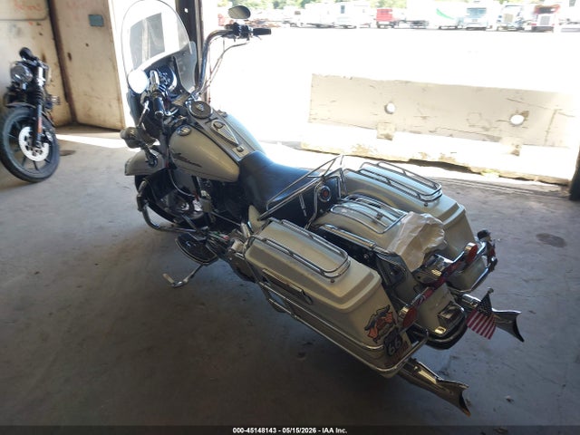 Harley-Davidson Flhr