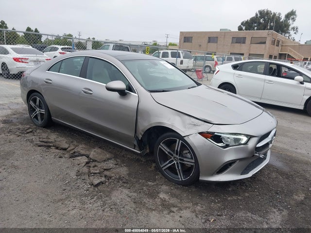 Salvage Mercedes-Benz Cla-class Image
