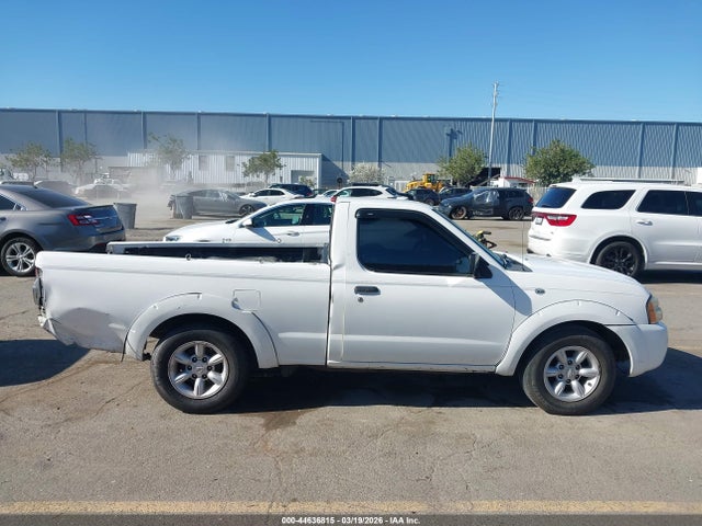 Nissan Frontier Xe