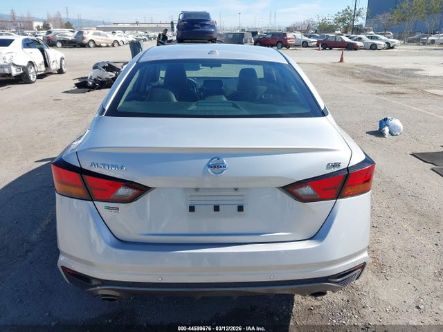 Nissan Altima Sr Fwd