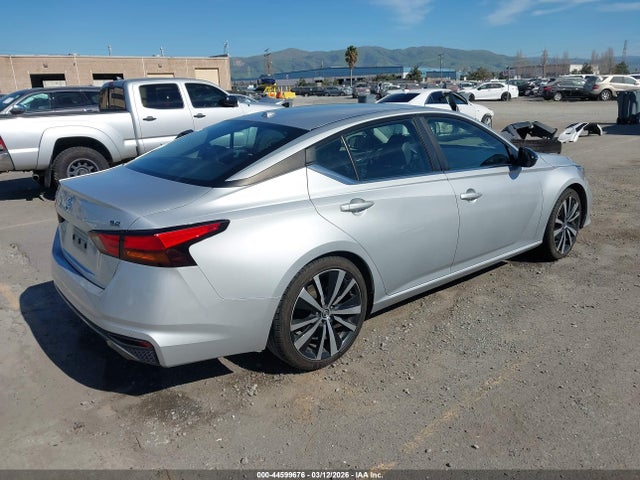 Nissan Altima Sr Fwd