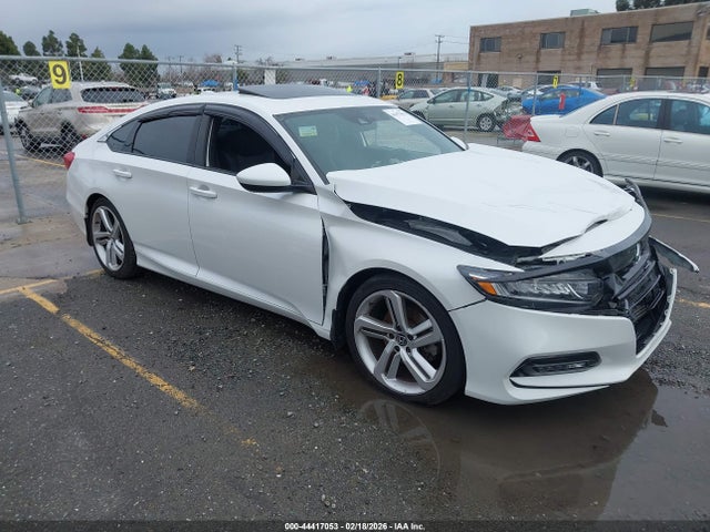 Salvage Honda Accord Image