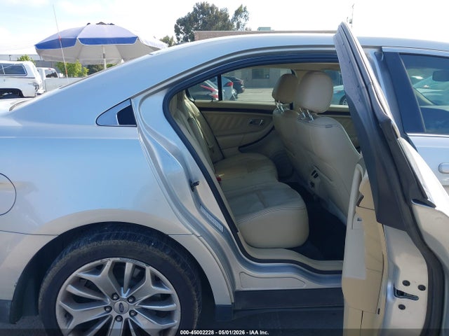 Ford Taurus Limited