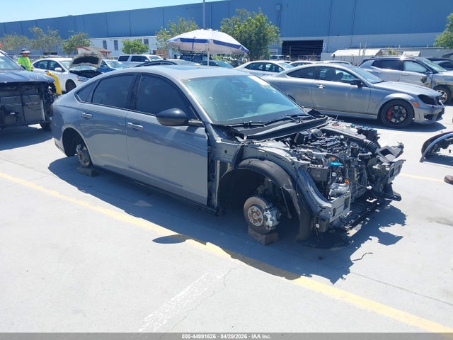 Salvage Honda Accord Image