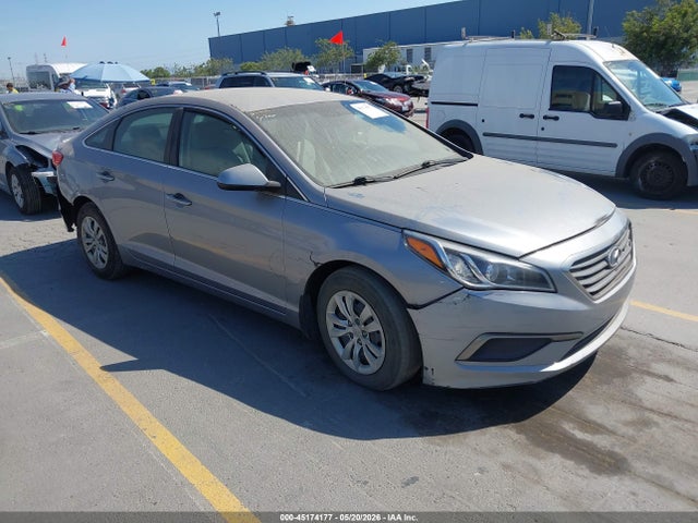 Salvage Hyundai SONATA Image