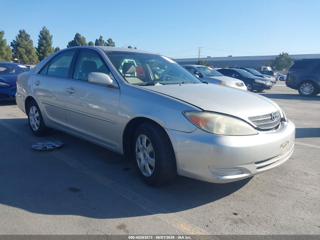 Salvage Toyota Camry Image