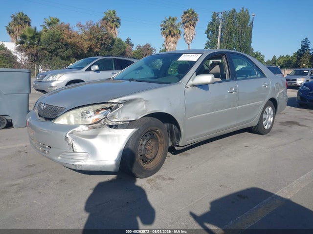 Toyota Camry Le