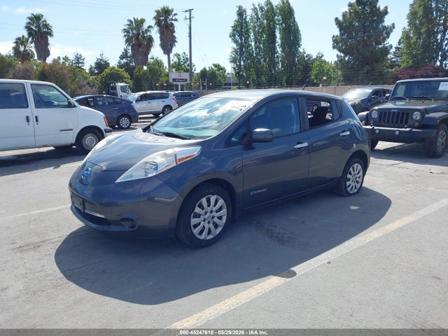 Nissan LEAF S