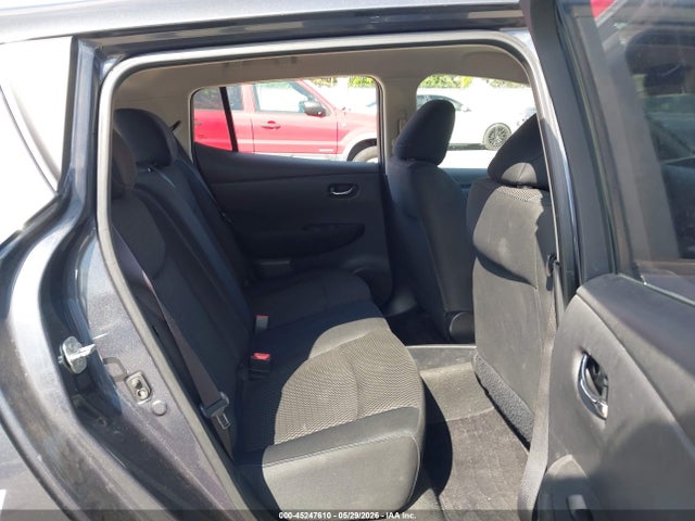 Nissan LEAF S