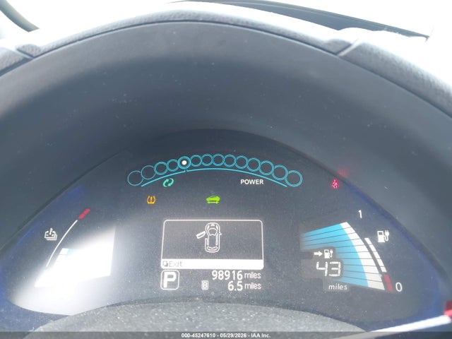Nissan LEAF S