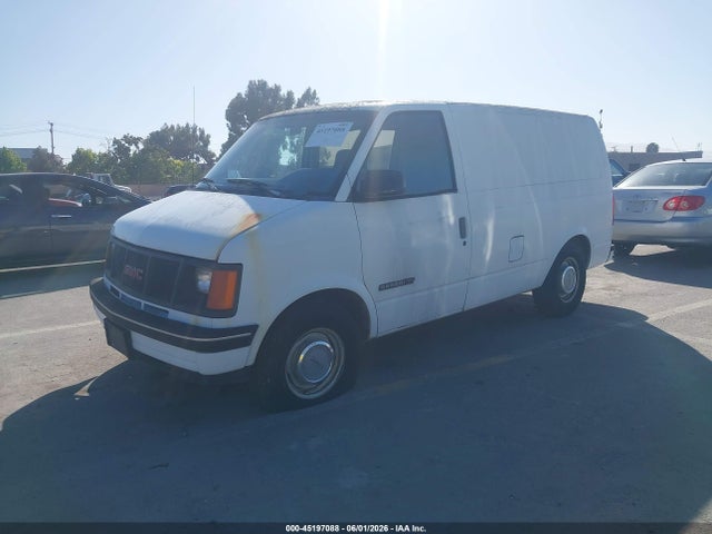GMC Safari Xt
