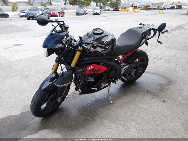 Triumph Speed Triple R Abs